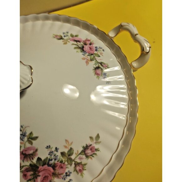 Vintage Royal Albert "Moss Rose" Handled & Lidded Soup/Vegetable 12" Tureen - Picture 5 of 14